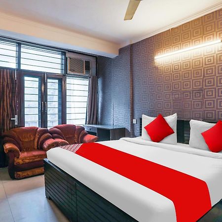Hotel O Royal Galaxy Ню Делхи Екстериор снимка